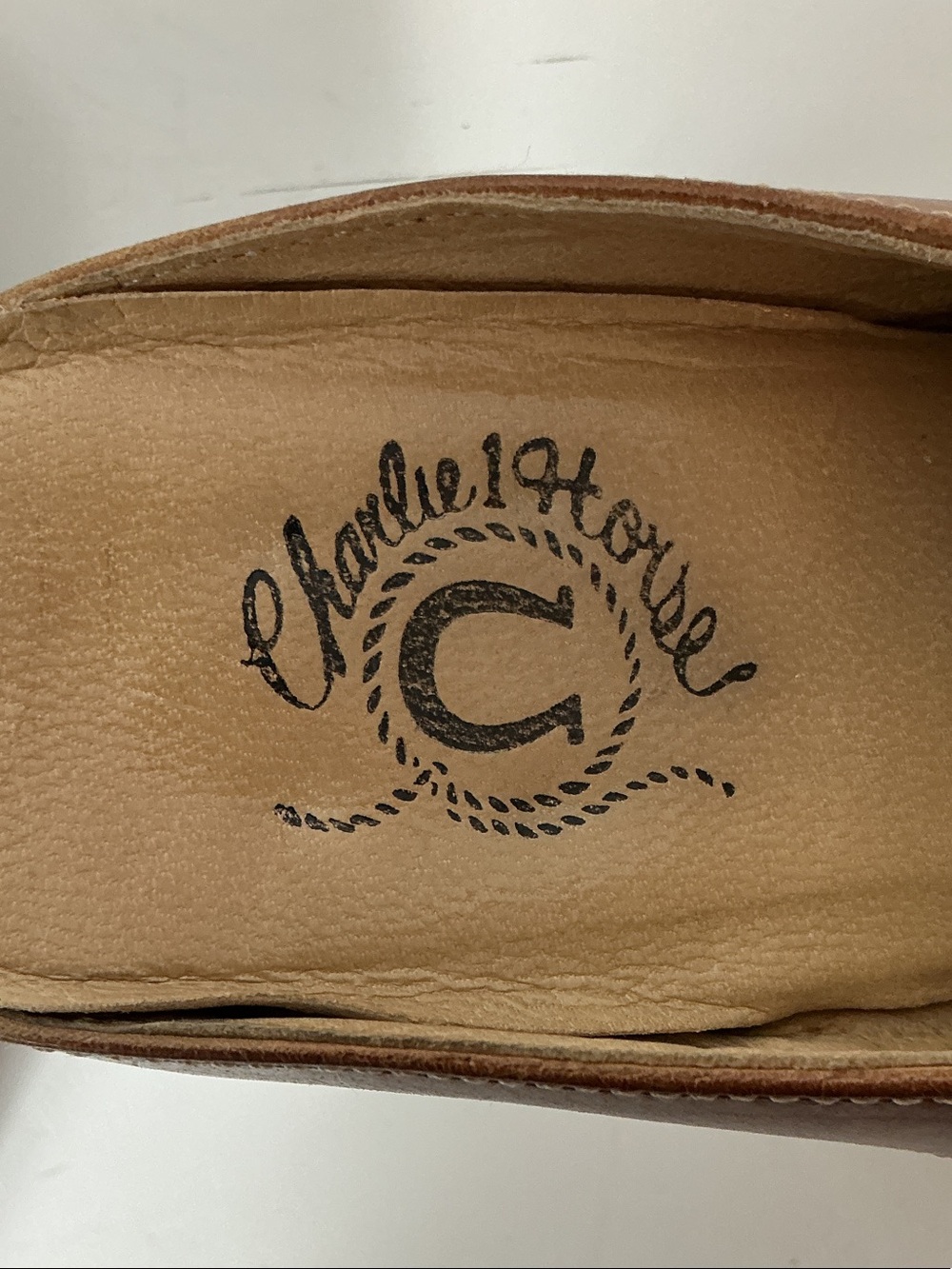 Lucchese Charlie 1 Horse Embroidered Tan Leather Snip Toe Mule - Picture 2 of 12